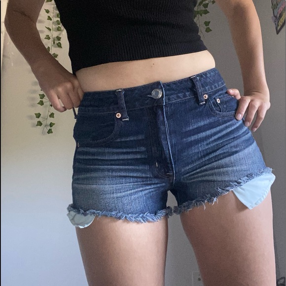 AMERICAN EAGLE High-Waisted Festival Denim Shorts - Picture 2 of 8
